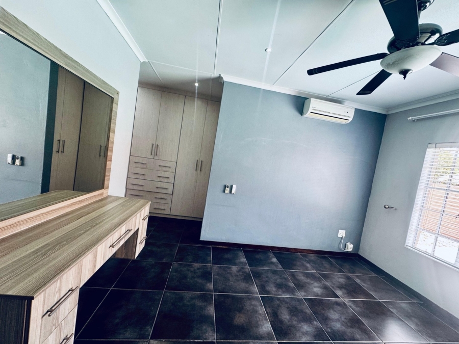 3 Bedroom Property for Sale in Waterkloof East North West